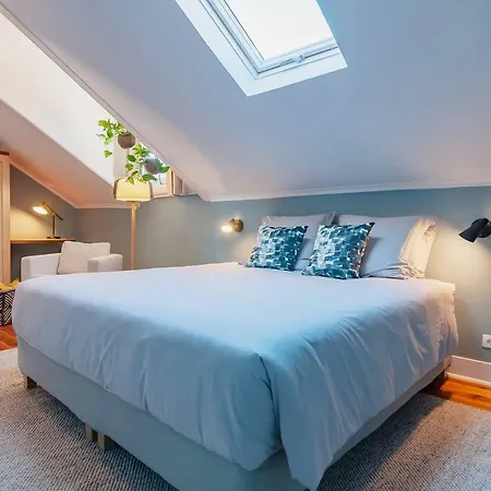 Fascinating 2 Bedroom With River View